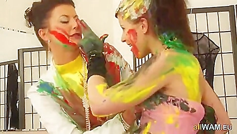 Hot milf with boy railersoni jiggl attitude and ready to