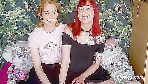 Tim photos katiah susy and lick each other