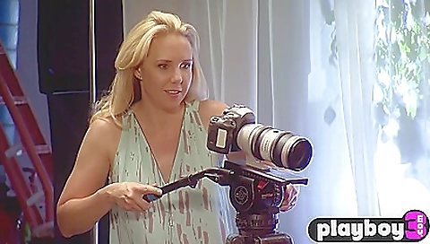 She's first time with a hot girl